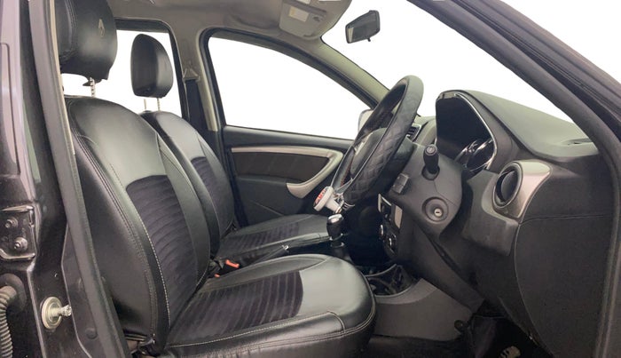 2020 Renault Duster RXZ 1.3 TURBO PETROL MT, Petrol, Manual, 67,298 km, Right Side Front Door Cabin