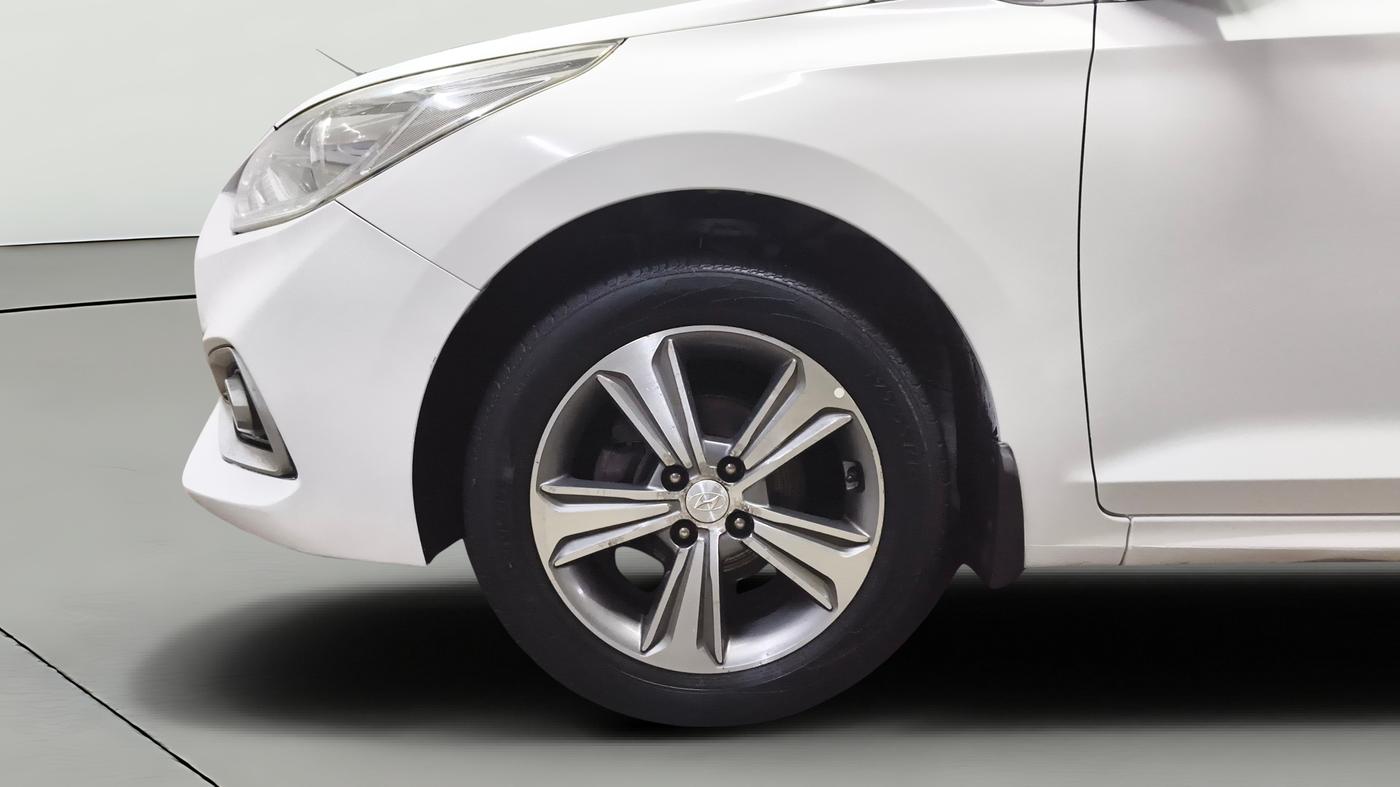 2018 Hyundai Verna 1.6 VTVT SX O, Petrol, Manual, 89,867 km, Left Front Wheel