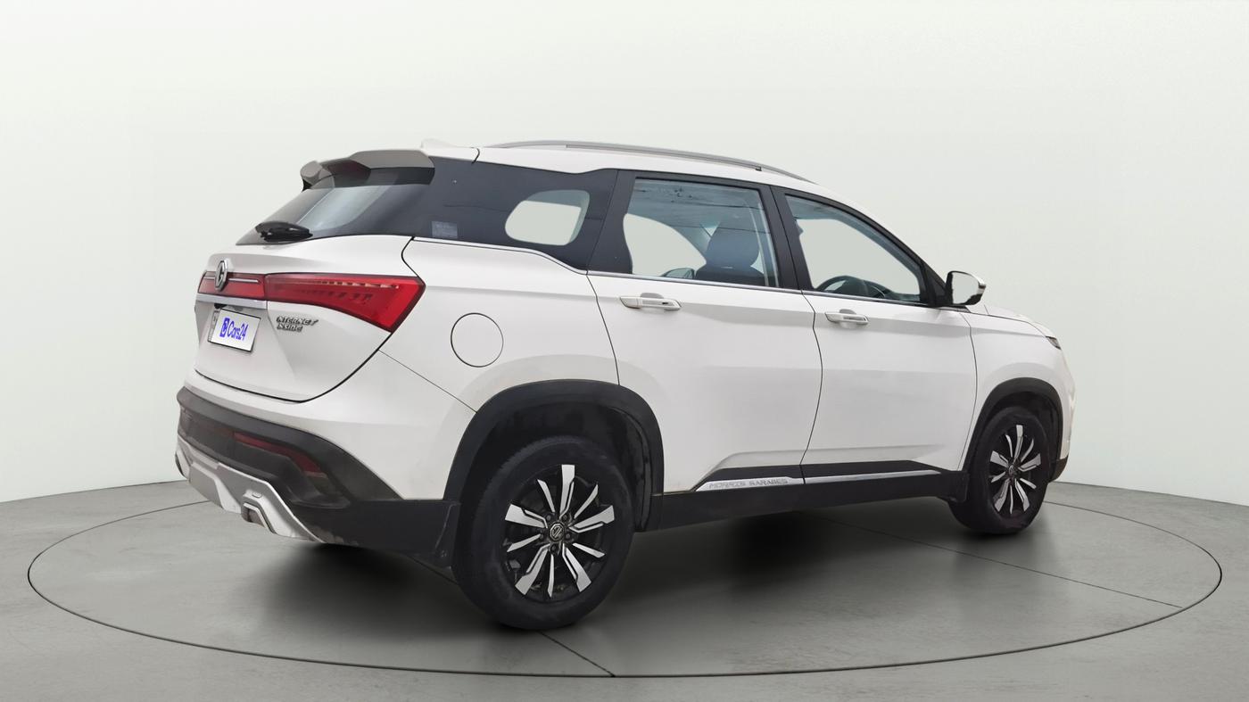 2020 MG HECTOR SHARP 2.0 DIESEL, Diesel, Manual, 1,17,192 km, Right Back Diagonal