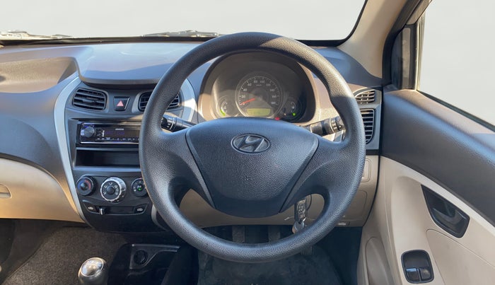 2017 Hyundai Eon ERA +, CNG, Manual, 51,034 km, Steering Wheel Close Up