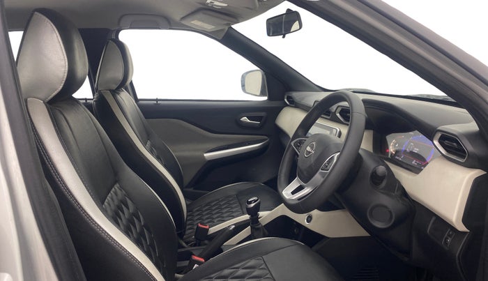 2022 Nissan MAGNITE XV MT, Petrol, Manual, 10,122 km, Right Side Front Door Cabin