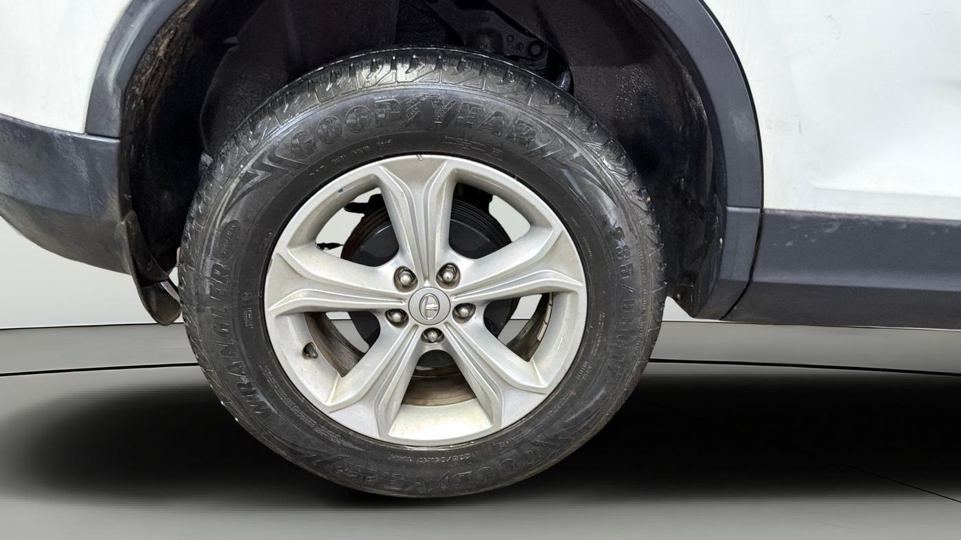 2019 Tata Harrier XZ 2.0L DUAL TONE, Diesel, Manual, 42,040 km, Right Rear Wheel