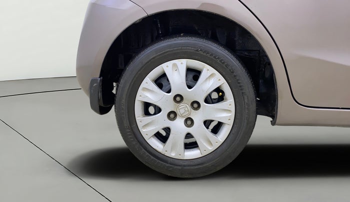 2015 Honda Brio S MT, Petrol, Manual, 49,238 km, Right Rear Wheel