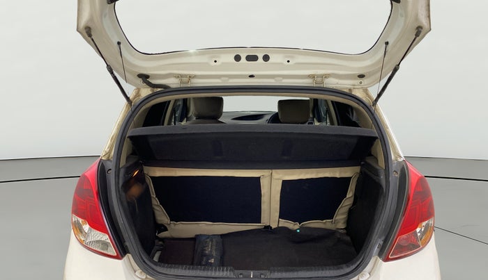 2014 Hyundai i20 SPORTZ 1.2, Petrol, Manual, 98,148 km, Boot Open Zoomed View