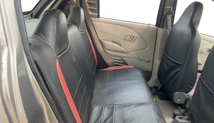 2016 Datsun Redi Go S, Petrol, Manual, 89,678 km, Right Side Rear Door Cabin