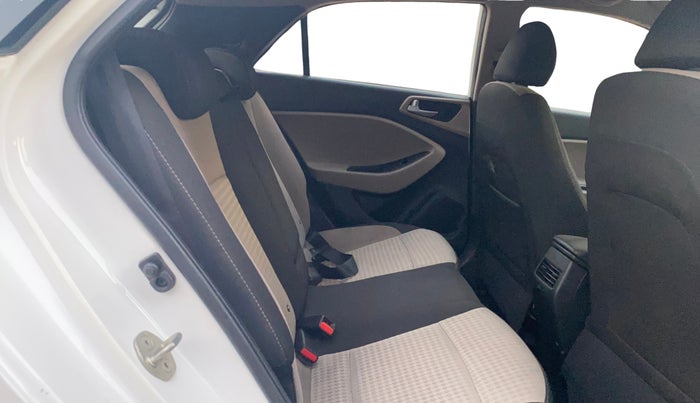 2019 Hyundai Elite i20 ASTA 1.2 (O), Petrol, Manual, 48,927 km, Right Side Rear Door Cabin