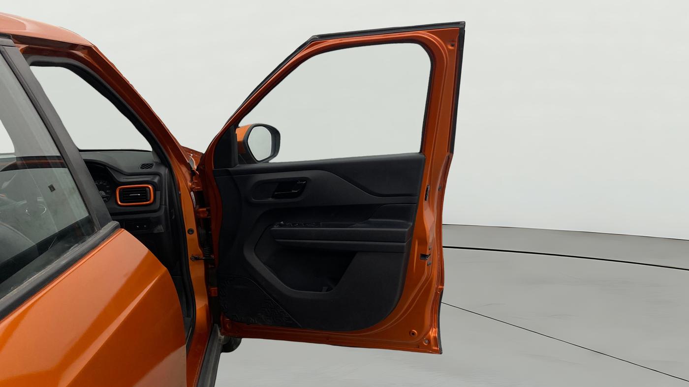 2022 Tata PUNCH ADVENTURE MT, Petrol, Manual, 61,537 km, RHS Front Door