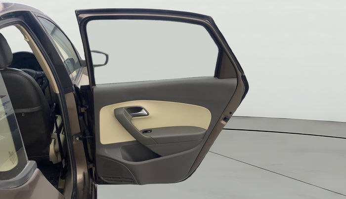 2014 Volkswagen Vento COMFORTLINE 1.5 AT, Diesel, Automatic, 82,598 km, RHS Rear Door