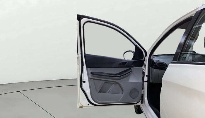 2024 Tata Tiago XT (O) PETROL, Petrol, Manual, 12,112 km, LHS Front Door