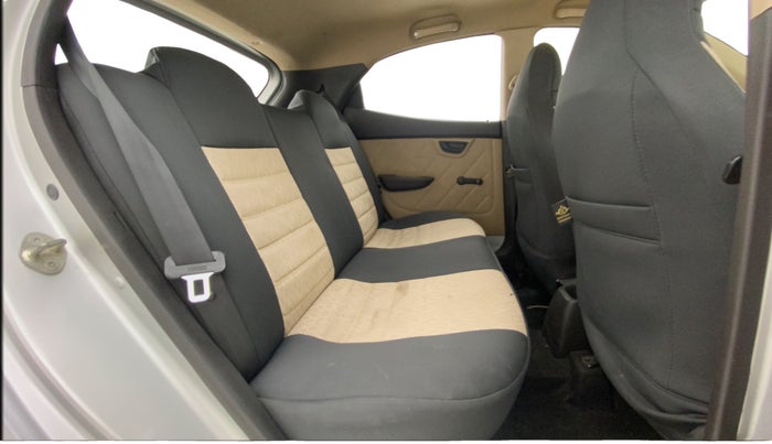 2012 Hyundai Eon D-LITE+, Petrol, Manual, 95,319 km, Right Side Rear Door Cabin