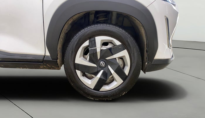 2023 Nissan MAGNITE XE, Petrol, Manual, 12,323 km, Right Front Wheel