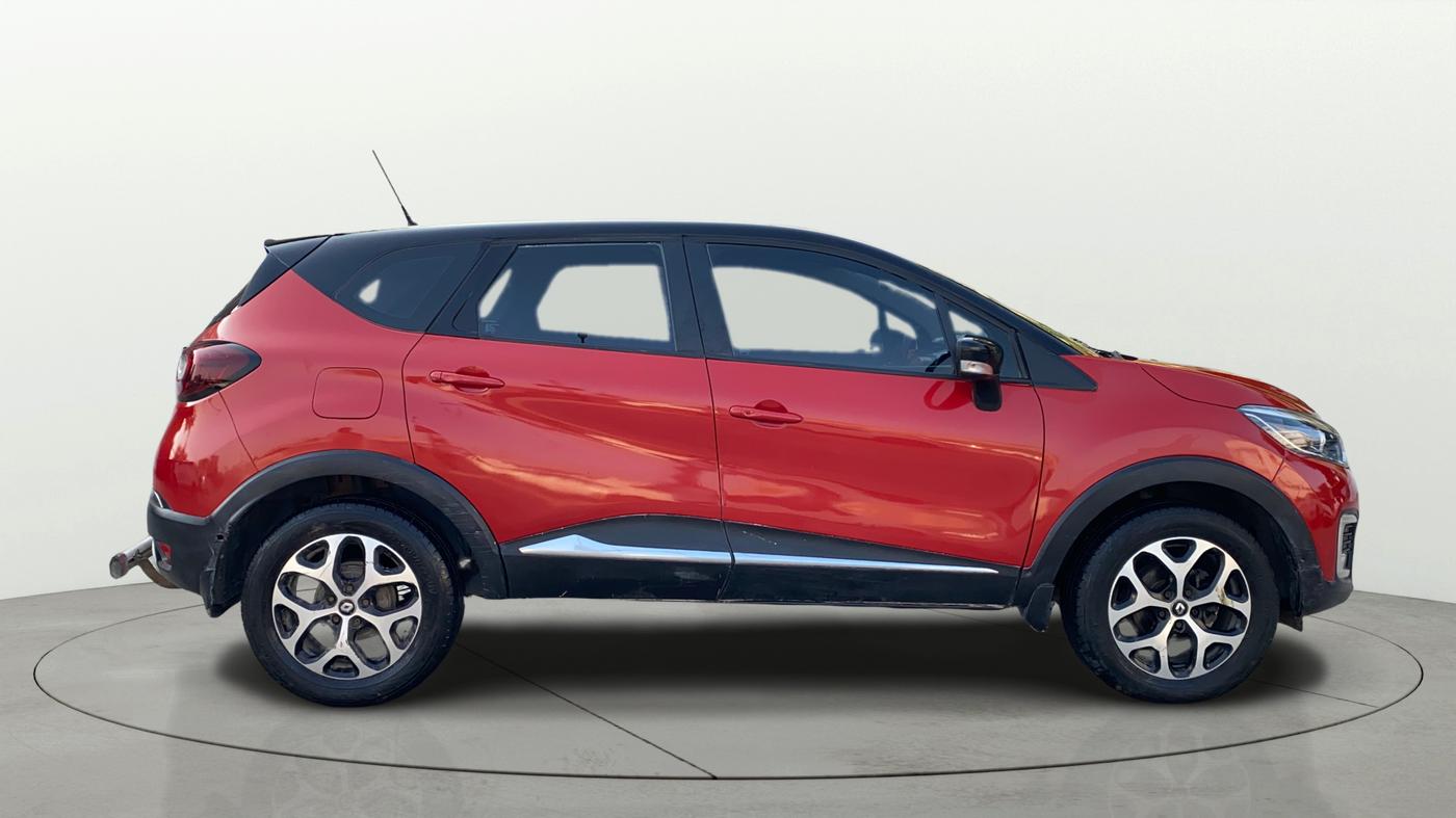 2018 Renault Captur RXT PETROL, Petrol, Manual, 42,499 km, Right Side View