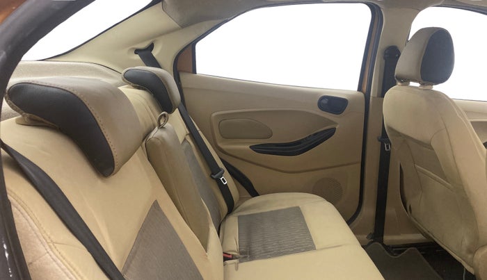 2016 Ford Figo Aspire TREND 1.2 PETROL, Petrol, Manual, 1,05,720 km, Right Side Rear Door Cabin