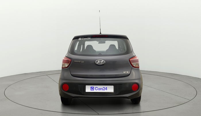 2017 Hyundai Grand i10 MAGNA 1.2 KAPPA VTVT, Petrol, Manual, 66,204 km, Back/Rear