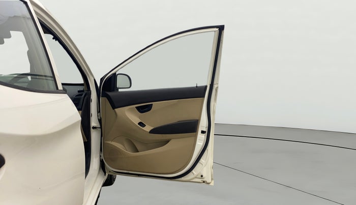 2013 Hyundai Eon ERA +, Petrol, Manual, 69,356 km, RHS Front Door