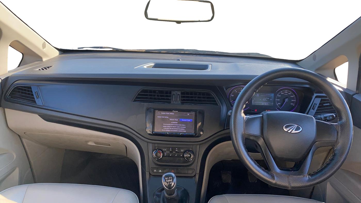 2019 Mahindra MARAZZO M2 8 STR, Diesel, Manual, 84,800 km, Dashboard