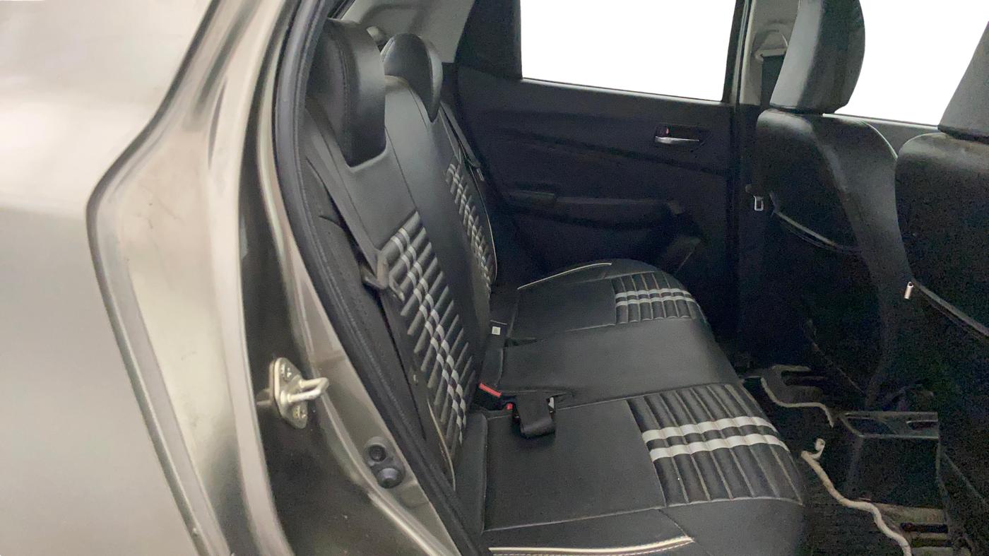 2023 Maruti Swift VXI, Petrol, Manual, 38,329 km, Right Side Rear Door Cabin