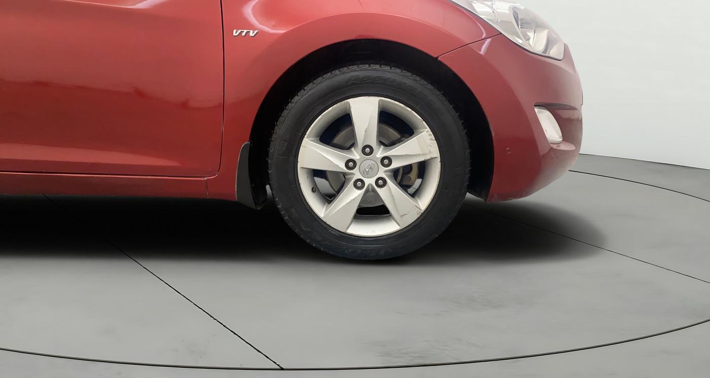 2013 Hyundai New Elantra 1.8 SX MT VTVT, Petrol, Manual, 35,109 km, Right Front Wheel