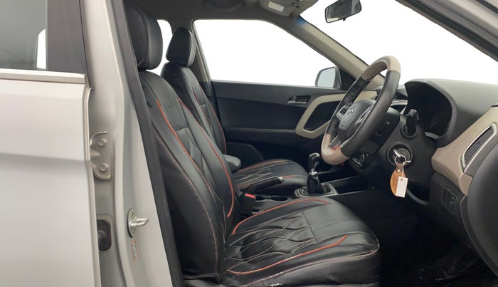 2016 Hyundai Creta SX 1.6 DIESEL, Diesel, Manual, 77,939 km, Right Side Front Door Cabin