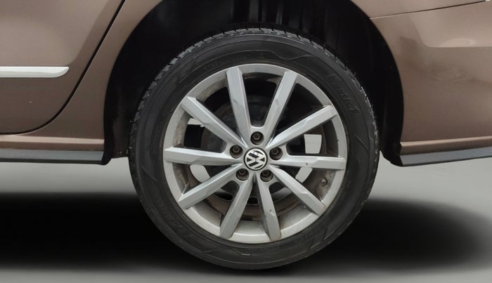 2019 Volkswagen Vento HIGHLINE PLUS 1.2 AT, Petrol, Automatic, 72,482 km, Left Rear Wheel