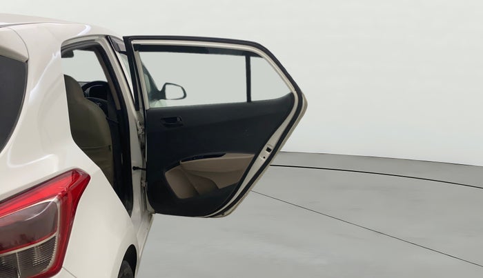 2017 Hyundai Grand i10 MAGNA 1.2 KAPPA VTVT, CNG, Manual, 85,465 km, RHS Rear Door