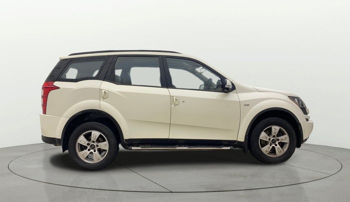 2012 Mahindra XUV500 W8 AWD, Diesel, Manual, 1,23,095 km, Right Side View