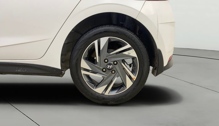 2022 Hyundai NEW I20 ASTA (O) 1.5 CRDI MT, Diesel, Manual, 32,962 km, Left Rear Wheel