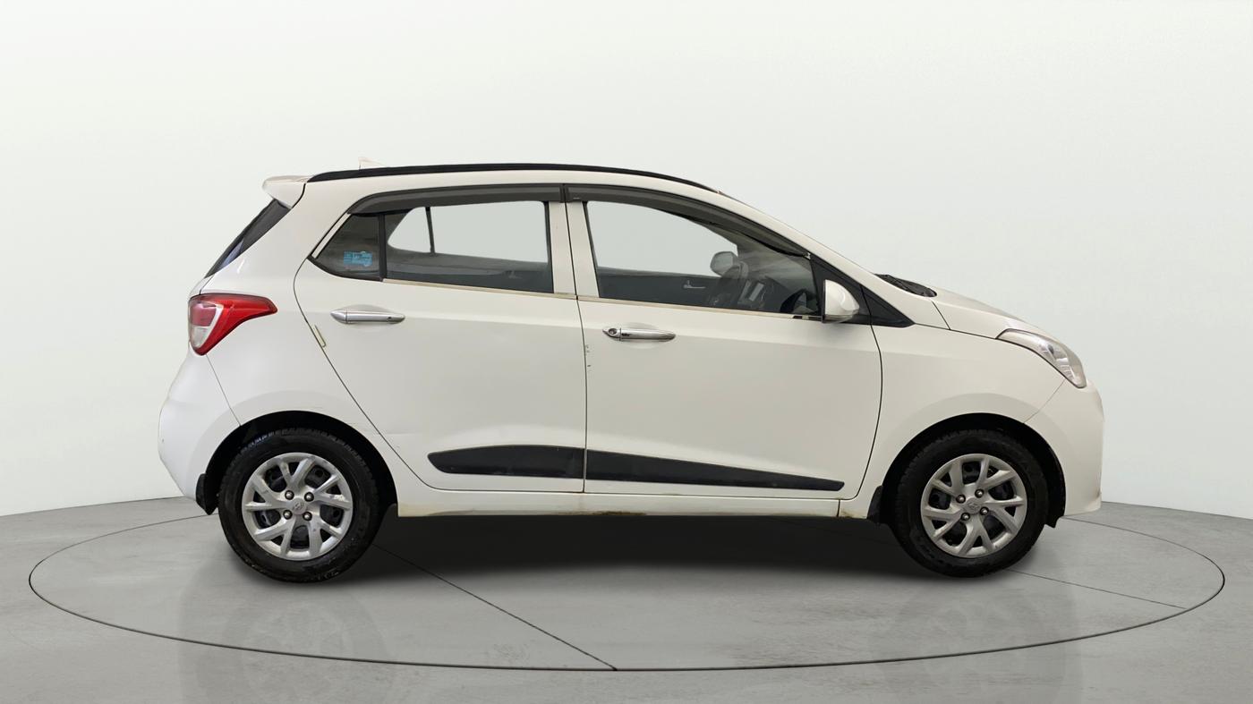 2019 Hyundai Grand i10 SPORTZ 1.2 KAPPA VTVT, Petrol, Manual, 75,085 km, Right Side View