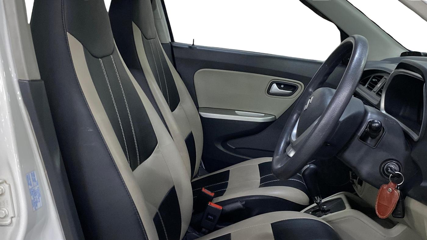 2018 Maruti Alto K10 VXI (O) AMT, Petrol, Automatic, 25,082 km, Right Side Front Door Cabin
