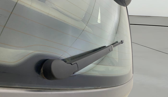 2014 Volkswagen Polo HIGHLINE1.2L, Petrol, Manual, 57,846 km, Rear Wiper