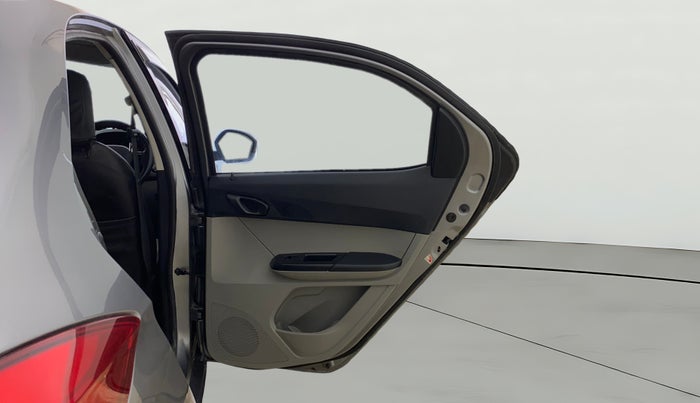 2019 Tata Tiago XZ PETROL, Petrol, Manual, 33,426 km, RHS Rear Door