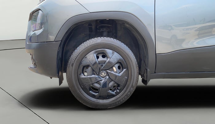 2022 Tata PUNCH ADVENTURE MT, Petrol, Manual, 33,223 km, Left Front Wheel