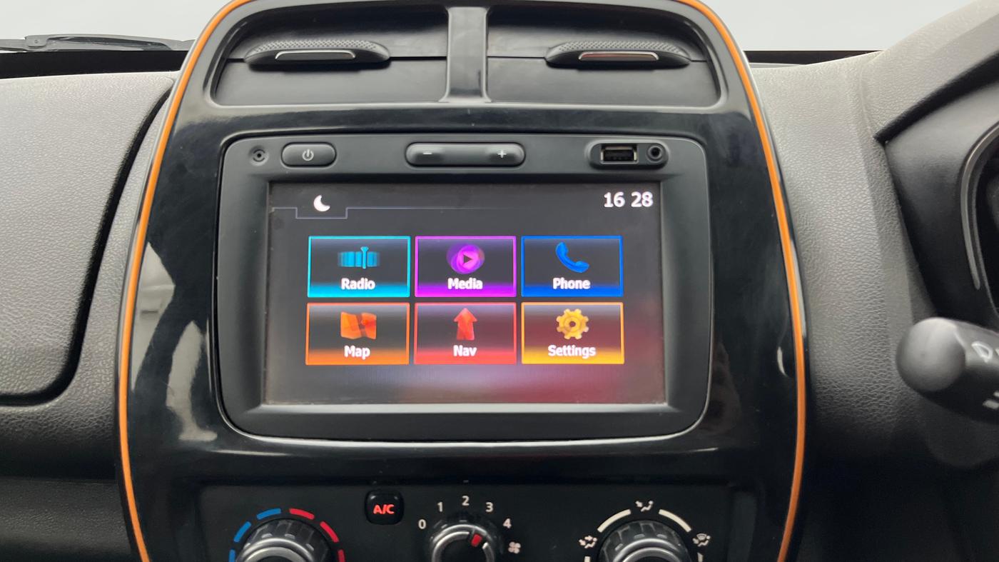 2017 Renault Kwid CLIMBER 1.0 AMT, Petrol, Automatic, 30,014 km, Air Conditioner