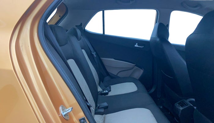 2015 Hyundai Grand i10 SPORTZ 1.2 KAPPA VTVT, Petrol, Manual, 75,627 km, Right Side Rear Door Cabin