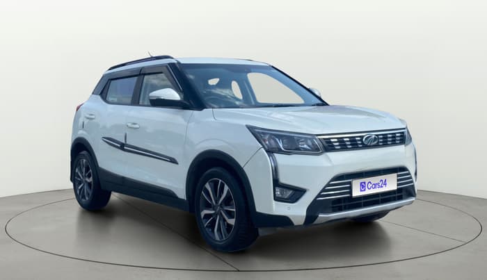 2021 Mahindra XUV300 W8 (O) 1.2 PETROL, Petrol, Manual, 1,25,922 km, SRP