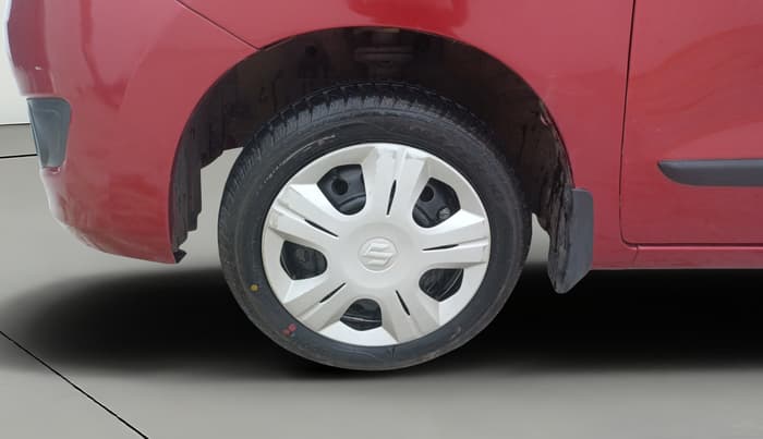 2018 Maruti Wagon R 1.0 VXI, Petrol, Manual, 32,756 km, Left Front Wheel