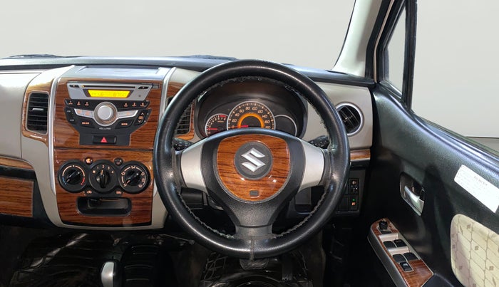 2016 Maruti Wagon R 1.0 VXI AMT, Petrol, Automatic, 80,046 km, Steering Wheel Close Up