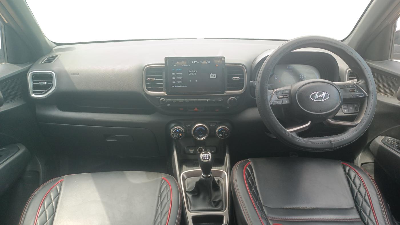 2024 Hyundai VENUE SX 1.2 KNIGHT EDITION, Petrol, Manual, 44,498 km, Dashboard