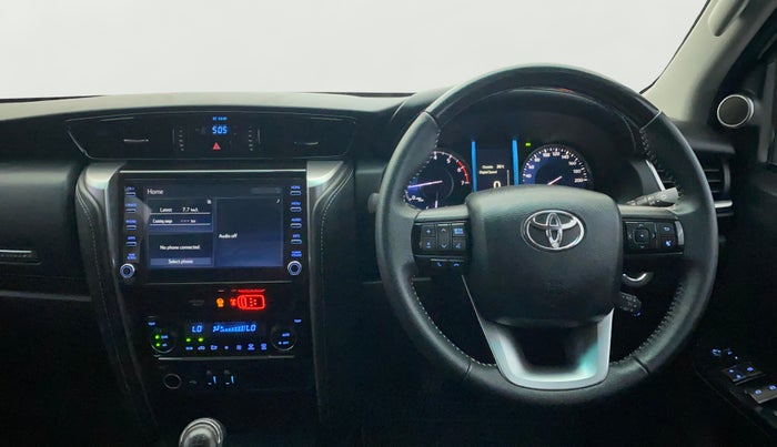 2024 Toyota Fortuner 4X2 MT 2.7 PETROL, Petrol, Manual, 22,651 km, Steering Wheel Close Up