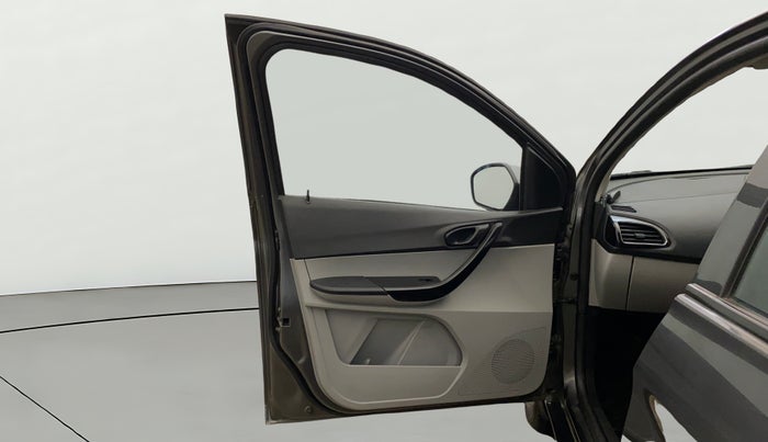 2020 Tata Tiago XT PETROL, Petrol, Manual, 56,674 km, LHS Front Door