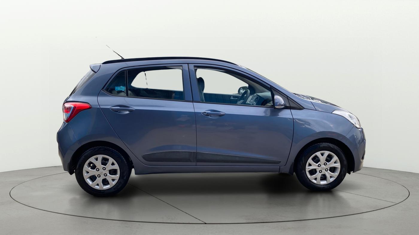 2015 Hyundai Grand i10 SPORTZ 1.2 KAPPA VTVT, Petrol, Manual, 56,278 km, Right Side View