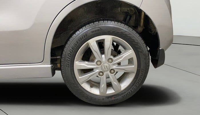 2015 Maruti Wagon R Stingray VXI, Petrol, Manual, 31,893 km, Left Rear Wheel