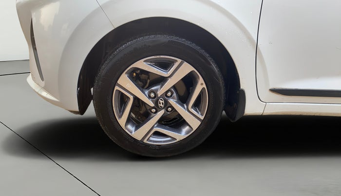 2022 Hyundai AURA SX PLUS 1.2 AMT, Petrol, Automatic, 67,386 km, Right Front Wheel