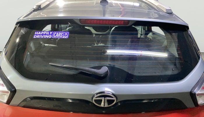 2022 Tata NEXON XZ PLUS (HS) PETROL DUAL TONE, Petrol, Manual, 87,846 km, Rear Windshield