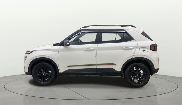 2024 Hyundai VENUE SX(O) 1.0 Turbo DCT Knight Edition, Petrol, Automatic, 15,504 km, Left Side