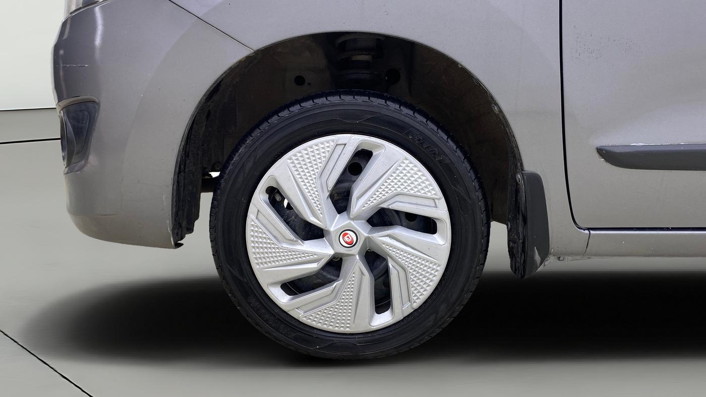 2015 Maruti Wagon R 1.0 VXI, Petrol, Manual, 22,149 km, Left Front Wheel