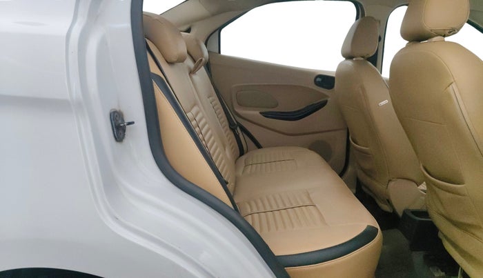 2015 Ford Figo Aspire TITANIUM 1.2 PETROL, Petrol, Manual, 51,631 km, Right Side Rear Door Cabin