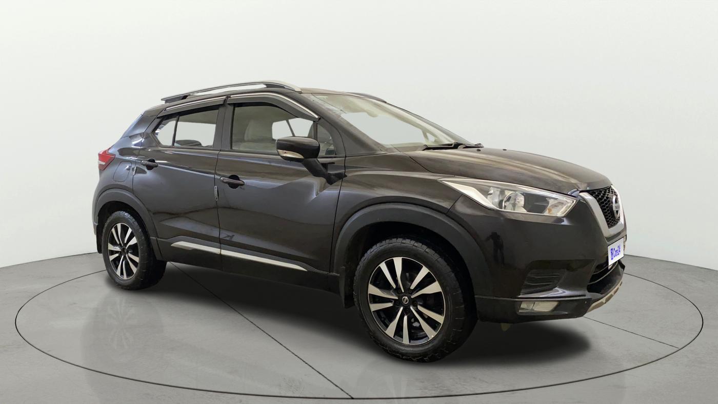 2021 Nissan Kicks XV 1.5, Petrol, Manual, 1,17,764 km, Right Front Diagonal