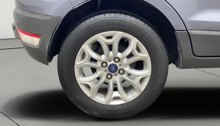 2015 Ford Ecosport TITANIUM 1.5L DIESEL, Diesel, Manual, 1,05,357 km, Right Rear Wheel