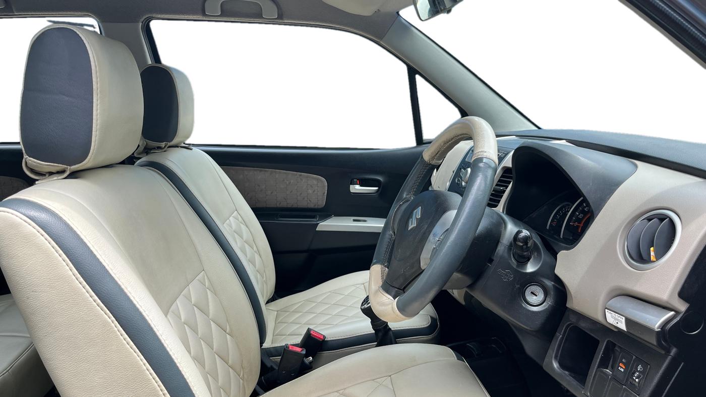 2013 Maruti Wagon R 1.0 VXI, Petrol, Manual, 60,308 km, Right Side Front Door Cabin